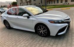 تۆیۆتا کامری